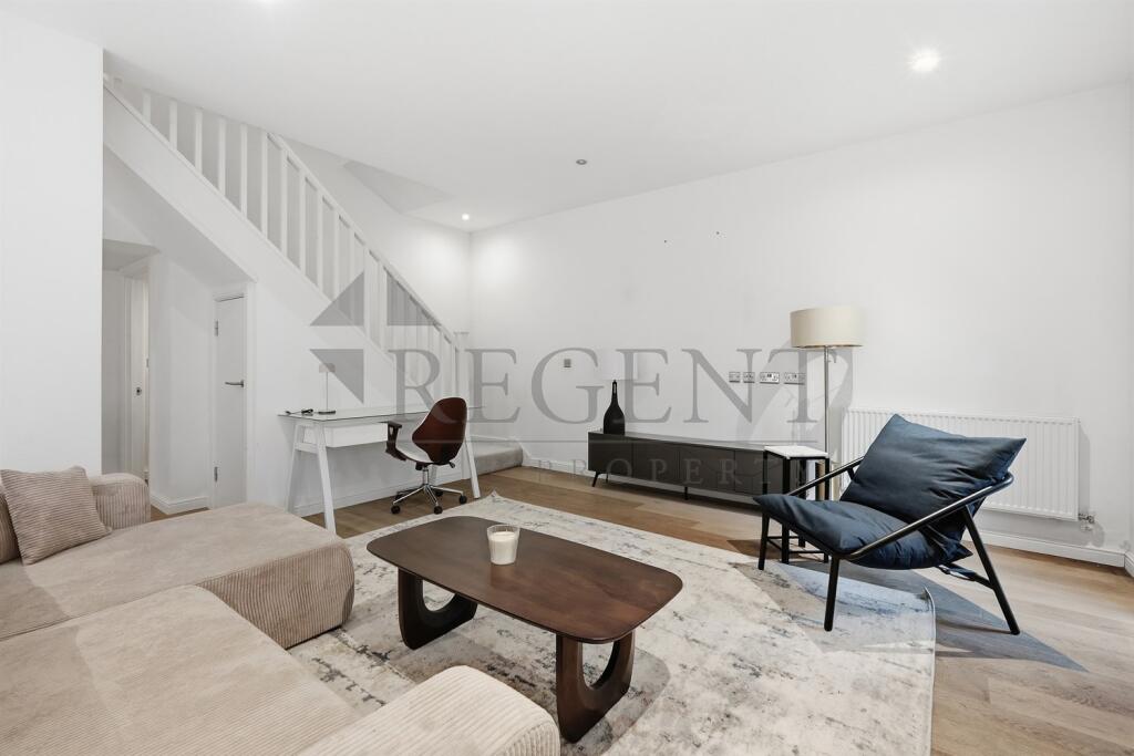 Apartment in Twickenham - More