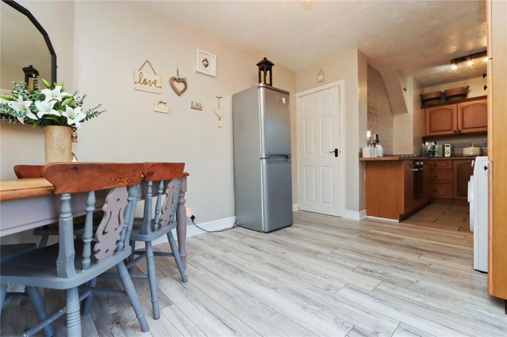 Warwick Avenue, Moorside, Consett, Durham, DH8 photo 4