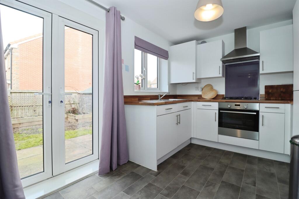 Fuchsia Road, Emersons Green, Bristol photo 3