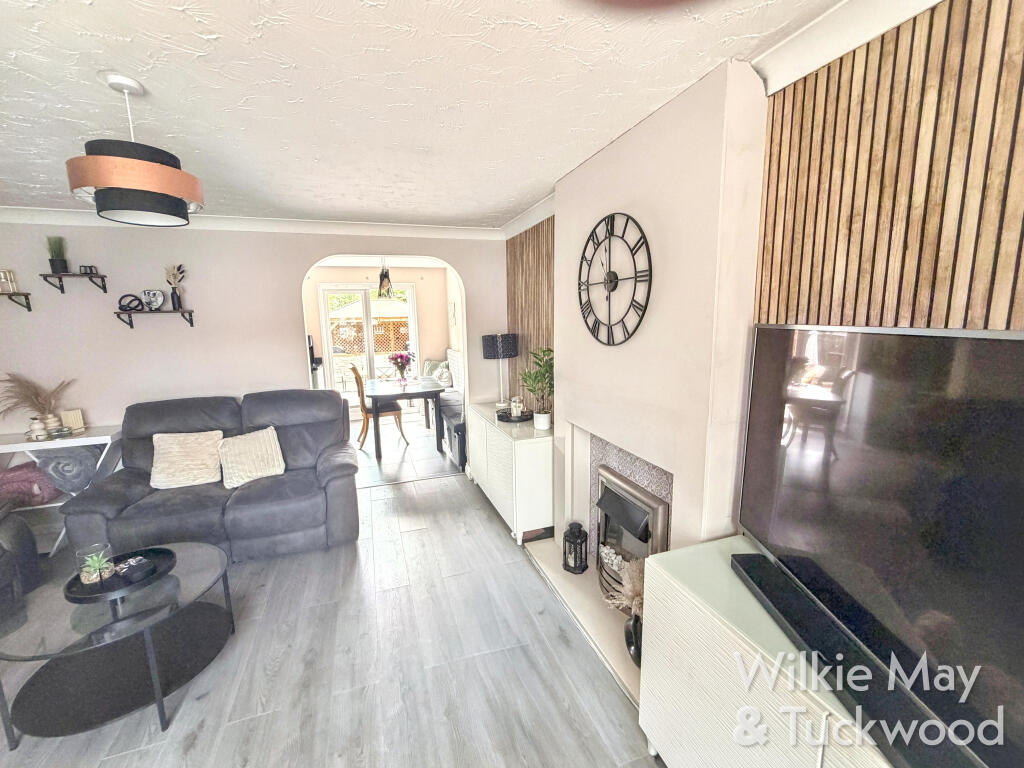 House in Bridgwater, Wembdon - More