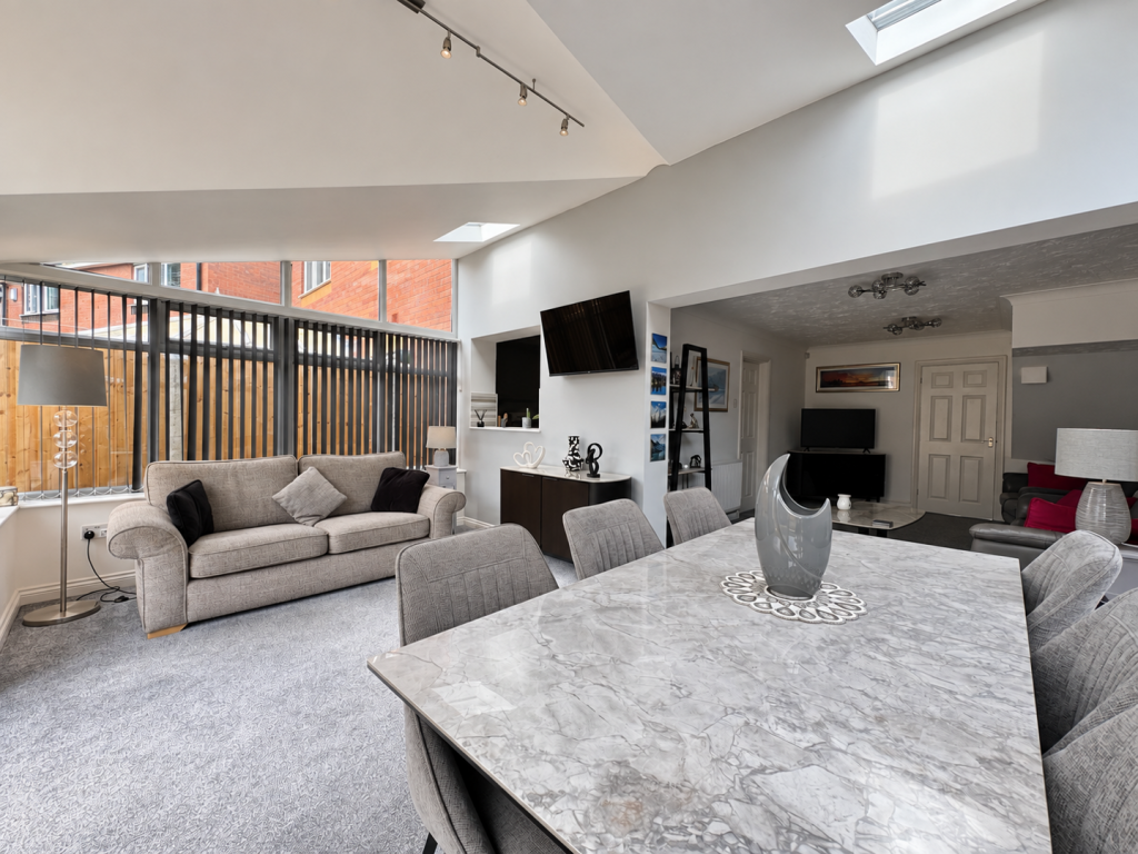 House in Leicester - View 5