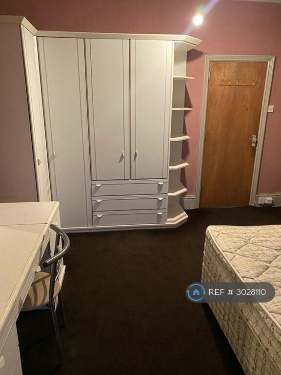 Shipley, Shipley, BD18 photo 4