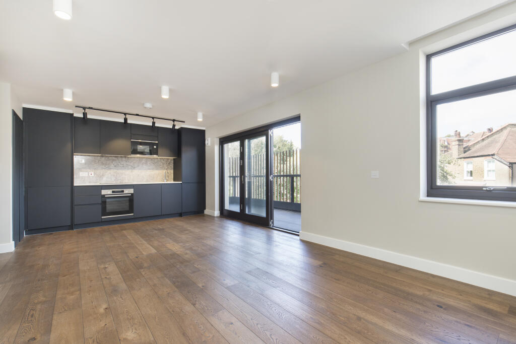 Main image of property: 266 Wimbledon Park Road, London, SW19