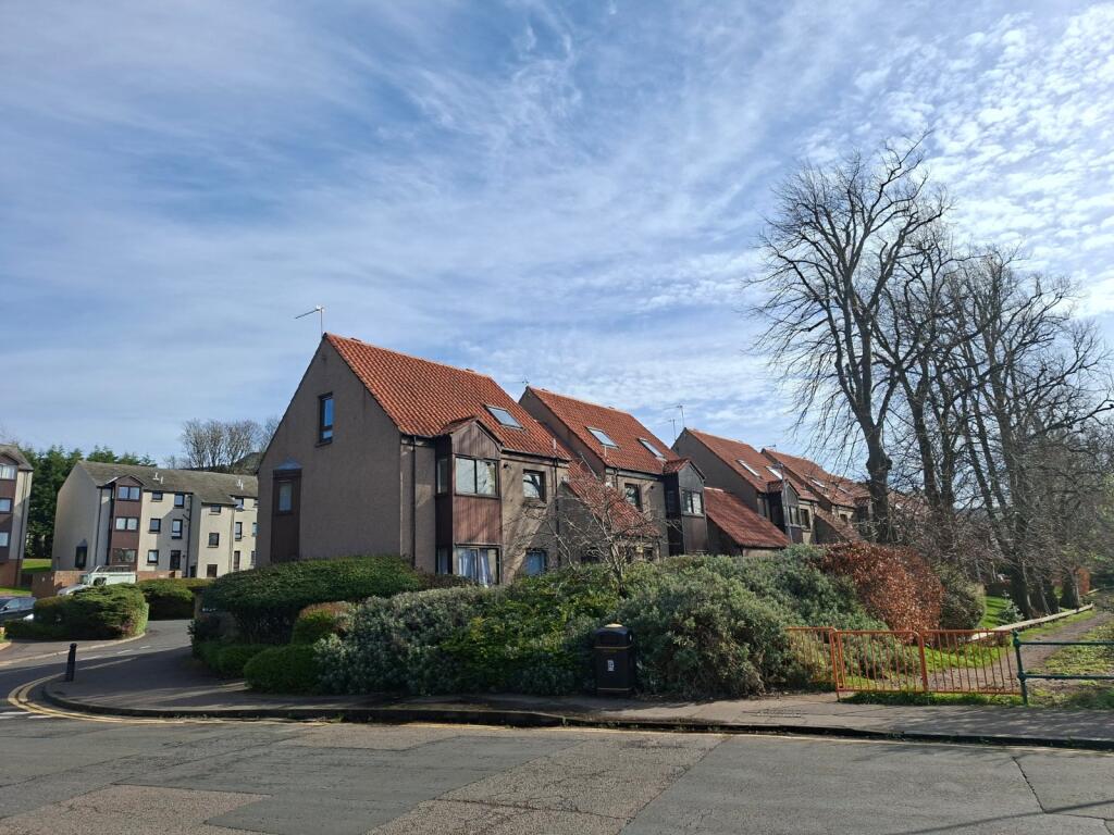 Main image of property: Greenside Court, St Andrews, Fife, KY16