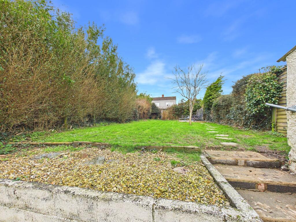 Hawthorn Rise, Haverfordwest, SA61 photo 3