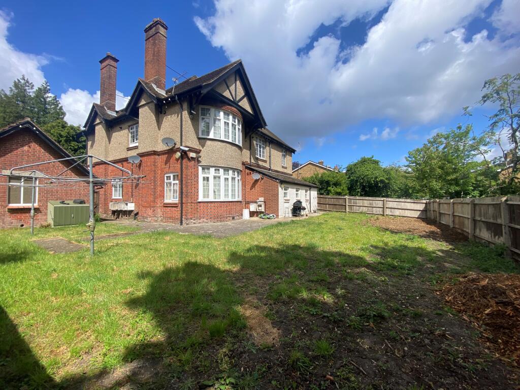 Main image of property: Midanbury Lane, SOUTHAMPTON
