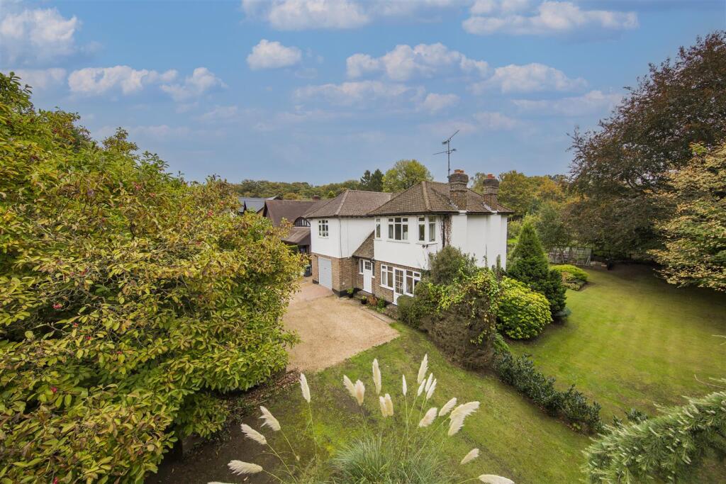 Main image of property: London Road, Addington, West Malling