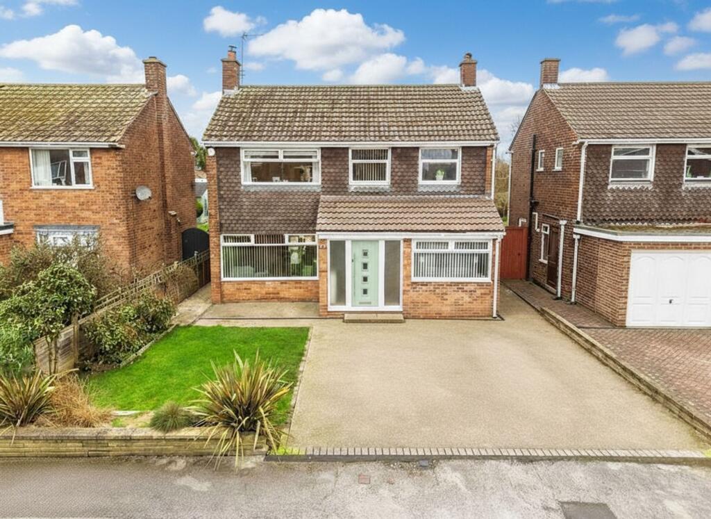 Main image of property: Mapperley Orchard, Arnold, Nottingham