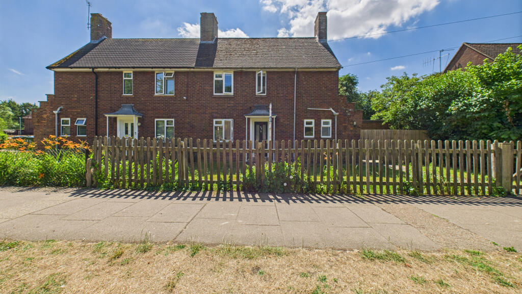 Main image of property: Thame Road, Aylesbury, Buckinghamshire