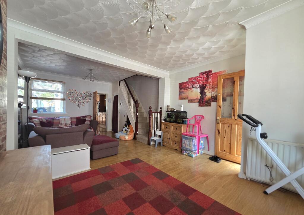 Main image of property: Garfield Road Gillingham