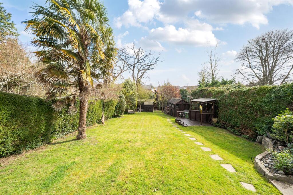 Additional image 21 of Grove Avenue, Yeovil