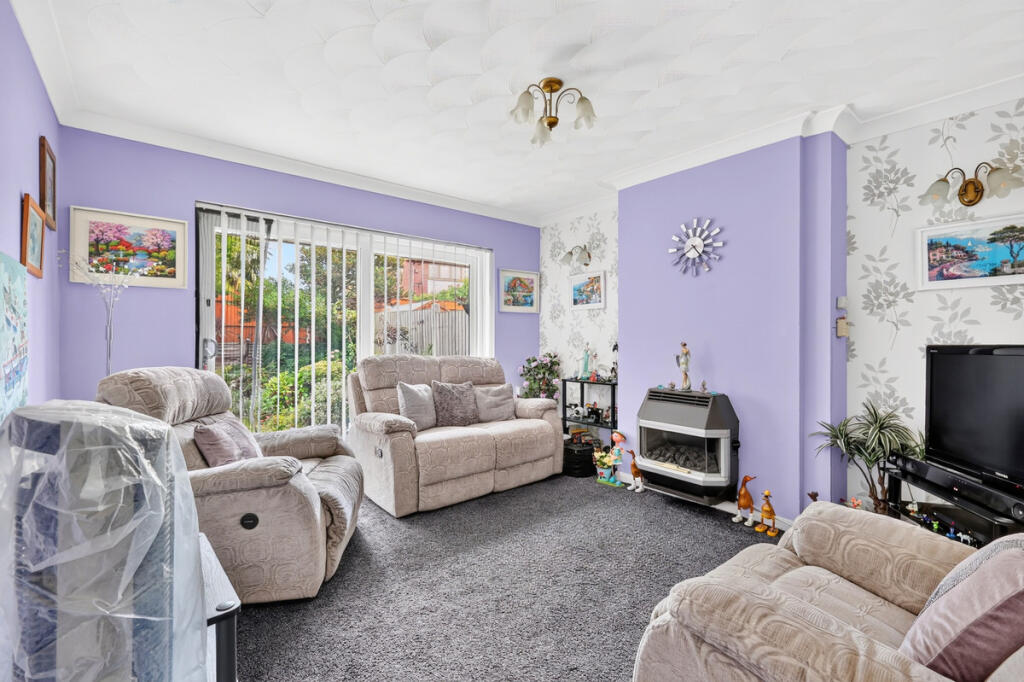 House in Castle Point, Canvey Island - View 3