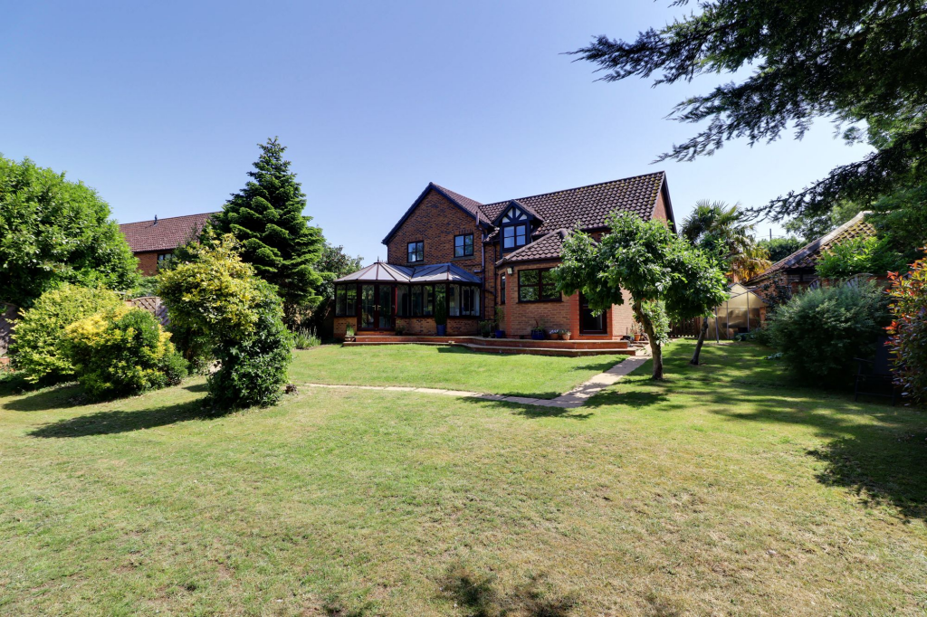 Main image of property: Brigg Road, Wrawby, DN20