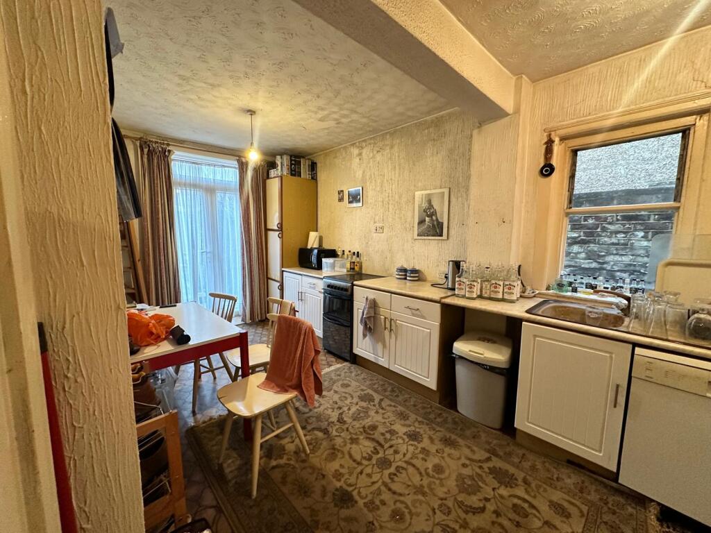 House in Portsmouth - View 4