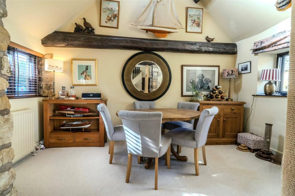 House in Worcester - View 4