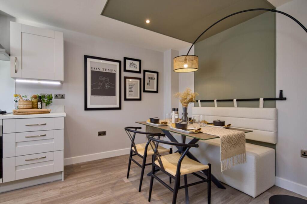 Additional image 4 of Elmslie - Hornbeam Court, Birkenshaw