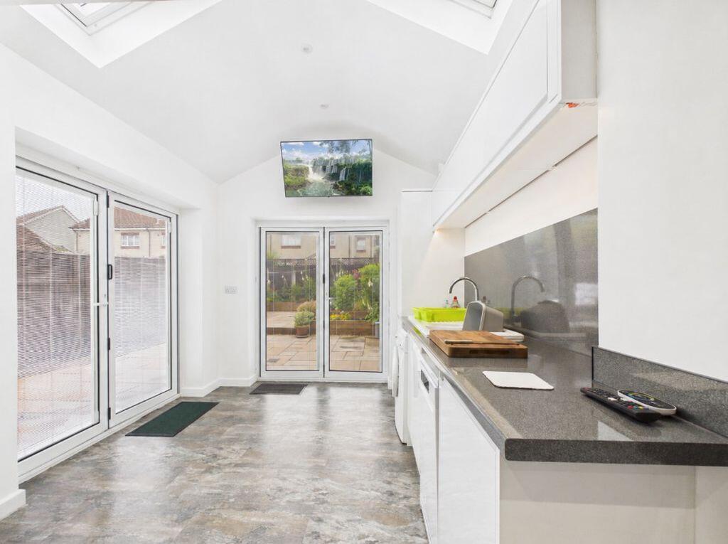 House in Stroud, Stonehouse - View 2