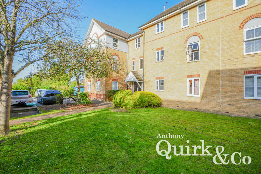 Main image of property: London Road, Benfleet, SS7