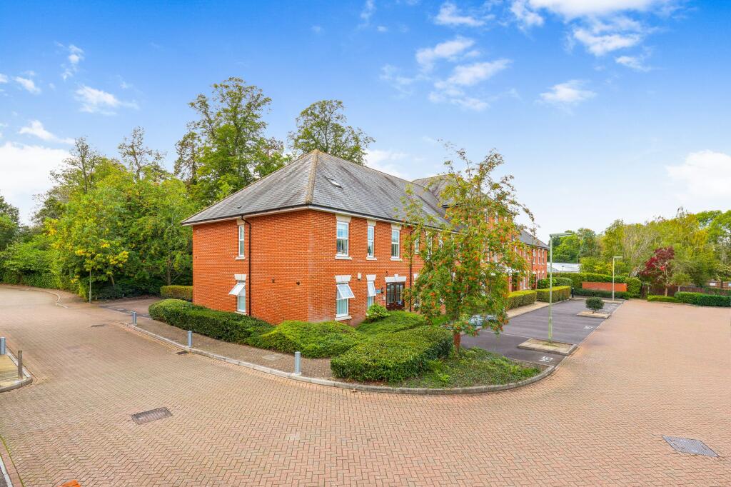 Main image of property: Queen Alexandras Way, Chichester House Queen Alexandras Way, KT19