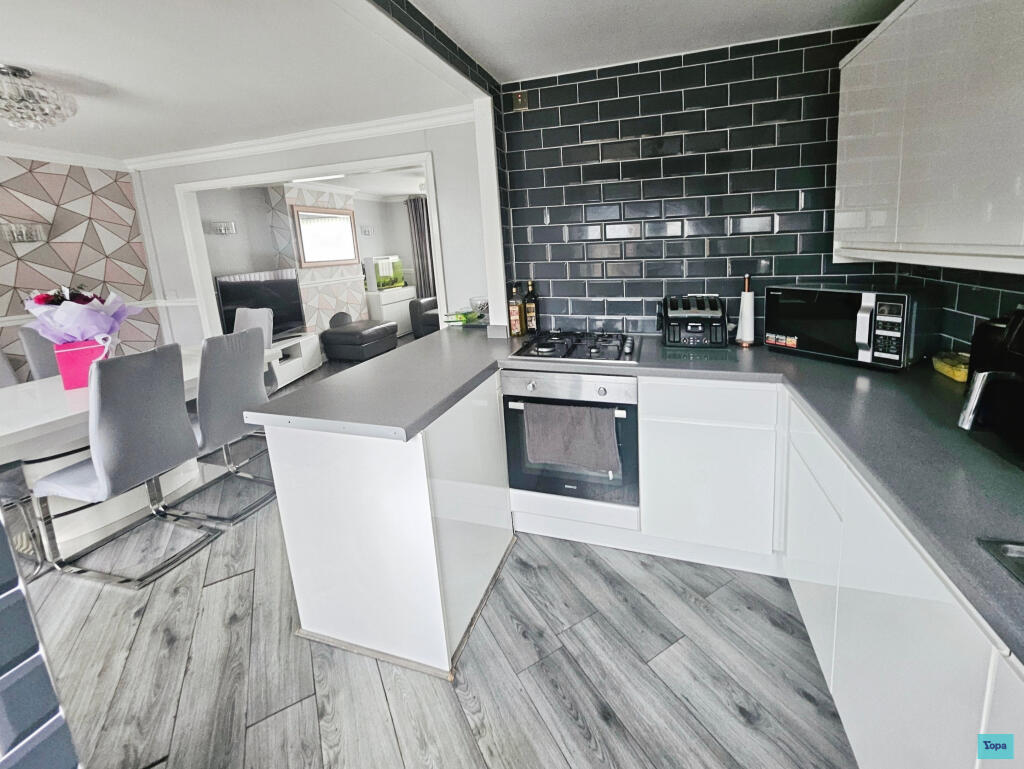 Bowland Drive, Liverpool, L21 - More