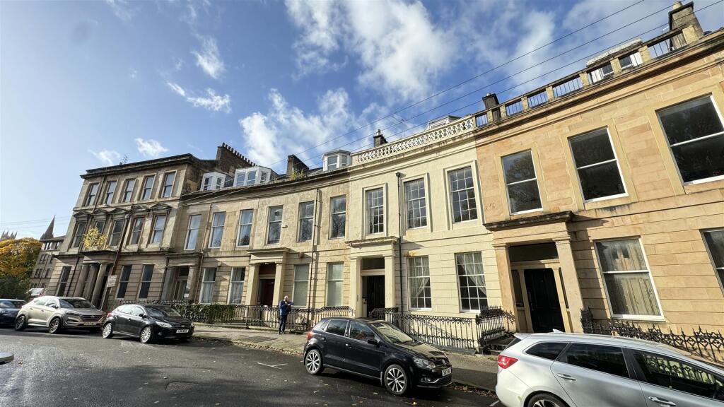 Main image of property: 15, Queens Crescent, Glasgow, G4 9BL