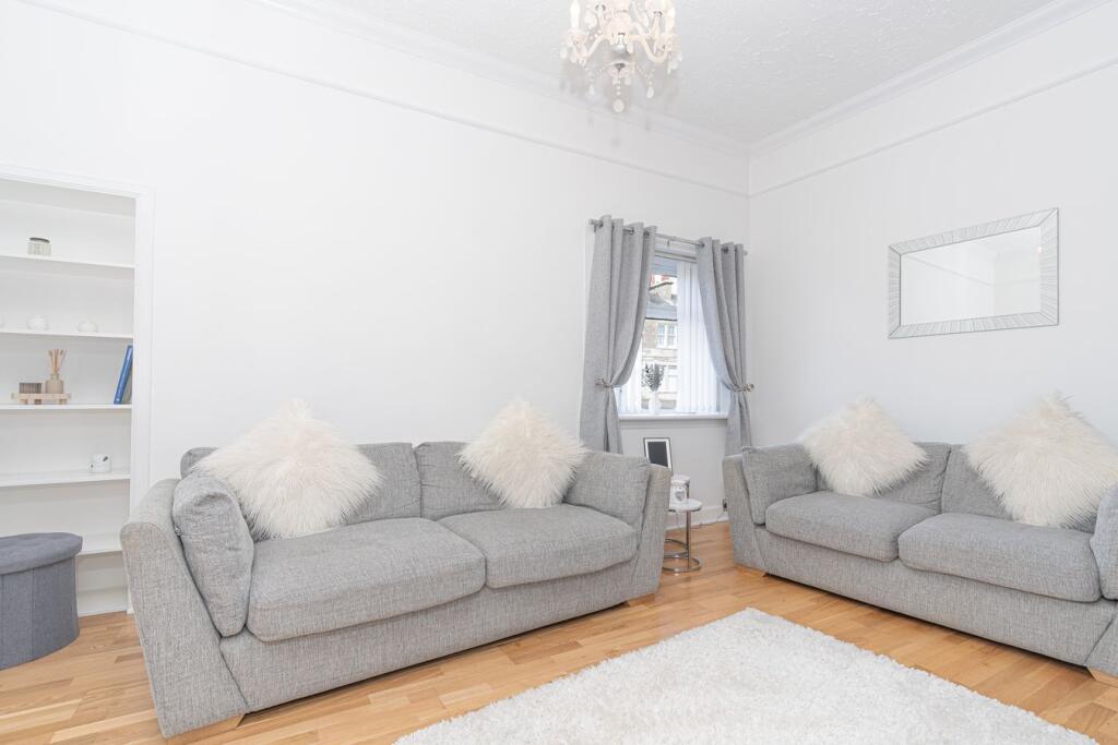 House in Kirkcaldy, Fife - View 3