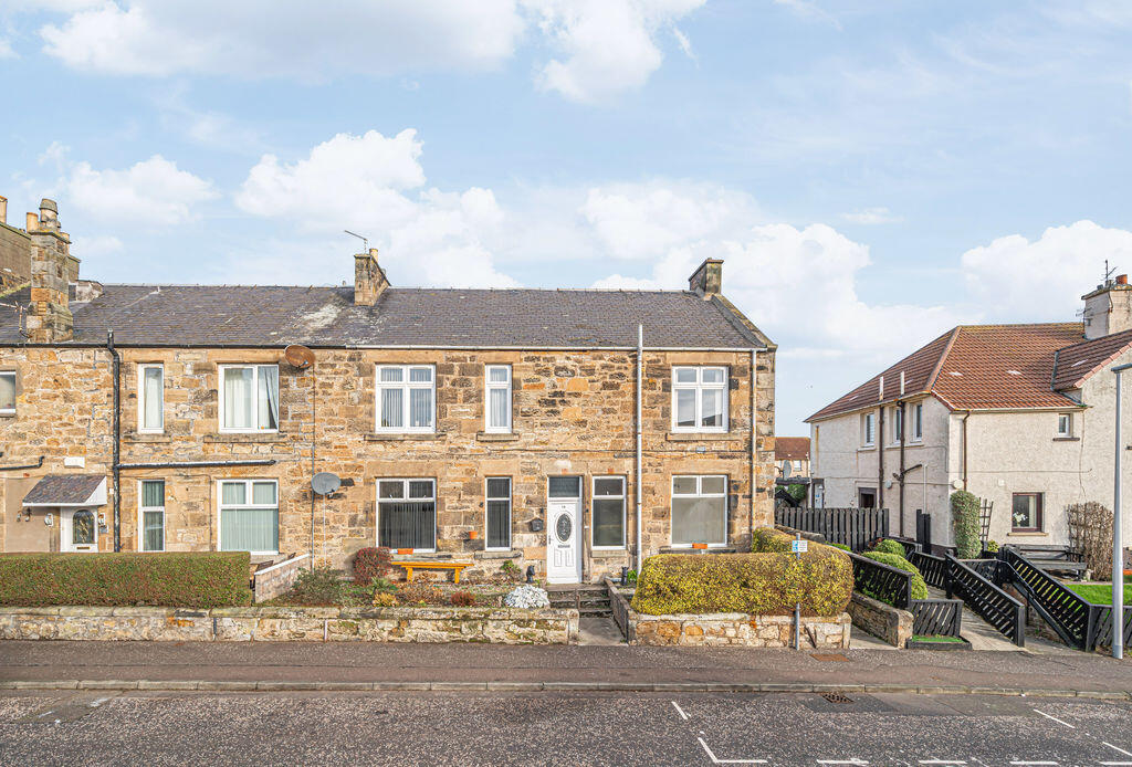 3-bed flat on Ramsay Road, Kirkcaldy, £79,950