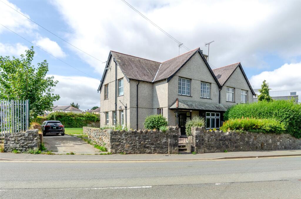 Main image of property: Llanberis Road, Caernarfon, Gwynedd, LL55