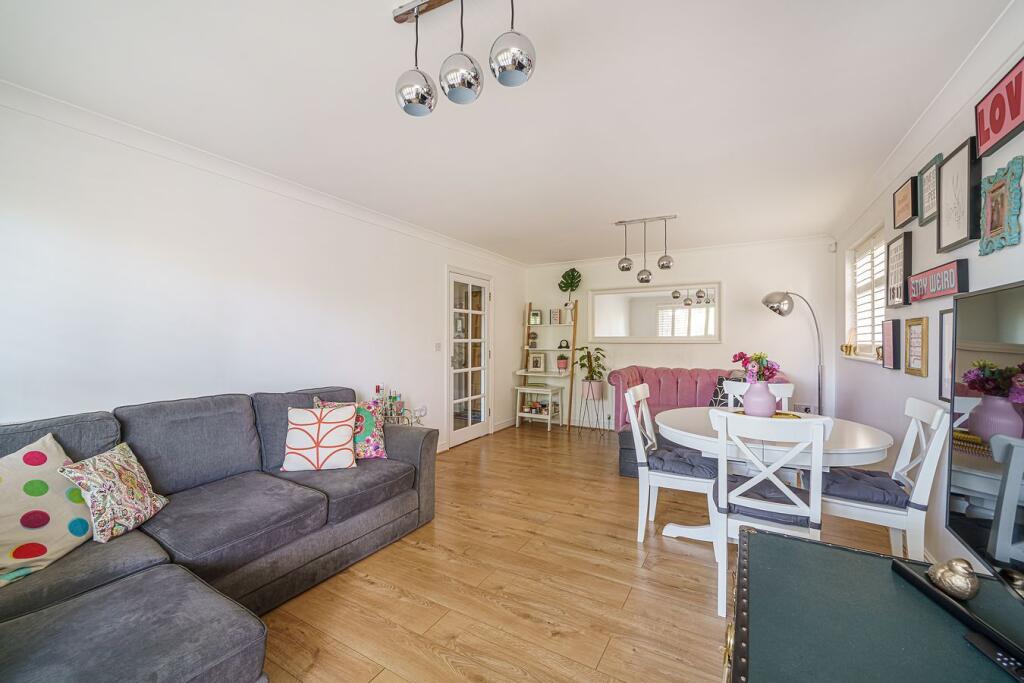 Apartment in London - View 3