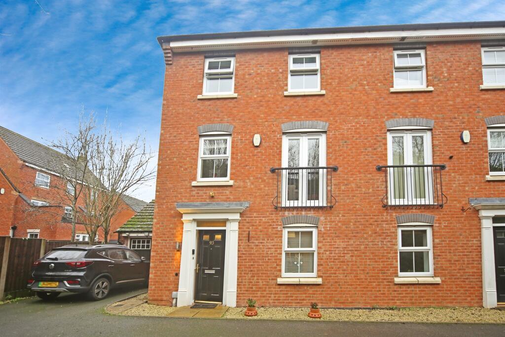 Main image of property: Pitchcombe Close, Redditch