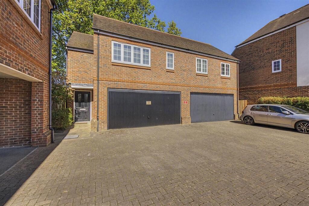 Main image of property: Mortimer Crescent, Kings Park, St Albans, Herts