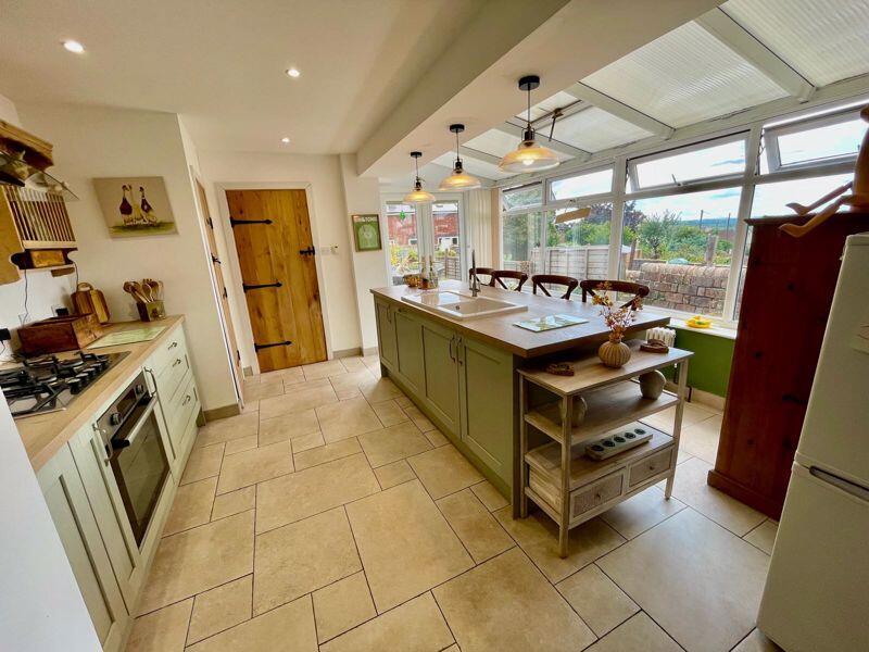 Flaxley Street, Cinderford photo 4