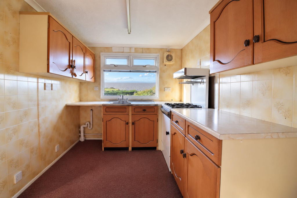 House in Portishead, Redcliffe Bay - View 4
