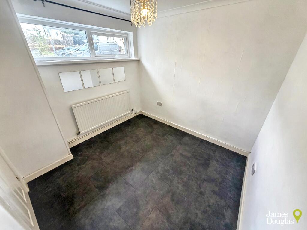House in Pontypridd, Rhondda Cynon Taf - More