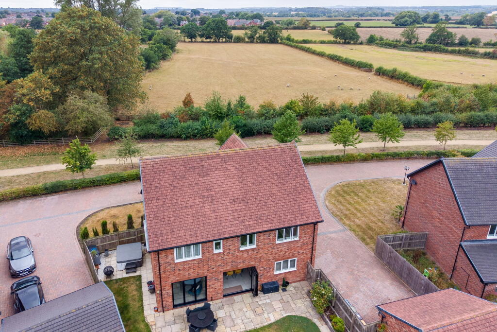 House in Northwich, Wildings Croft, Davenham - View 2