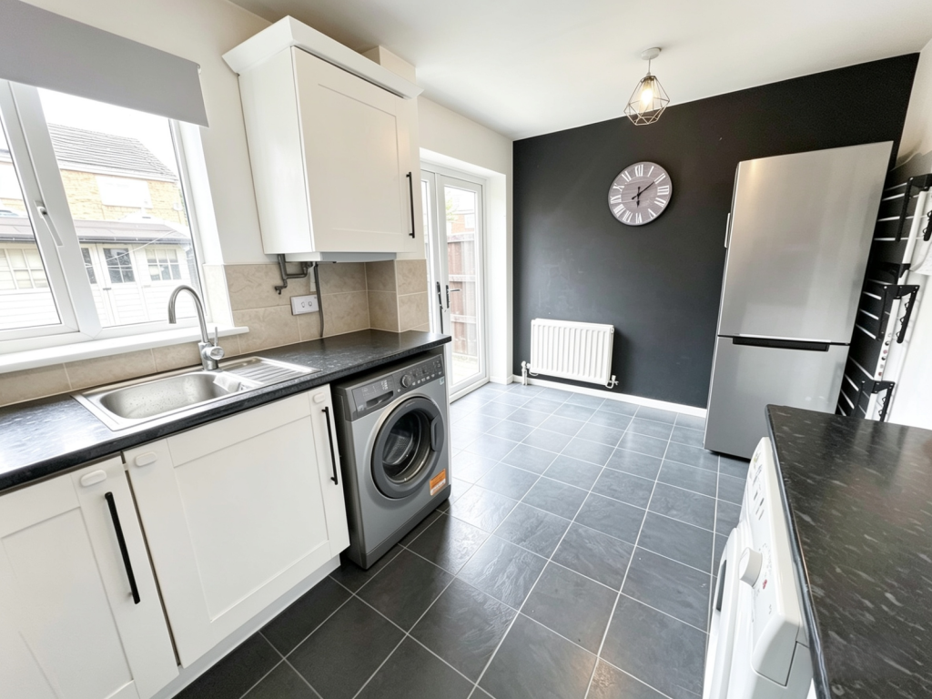 House in Sandwell, West Midlands - More