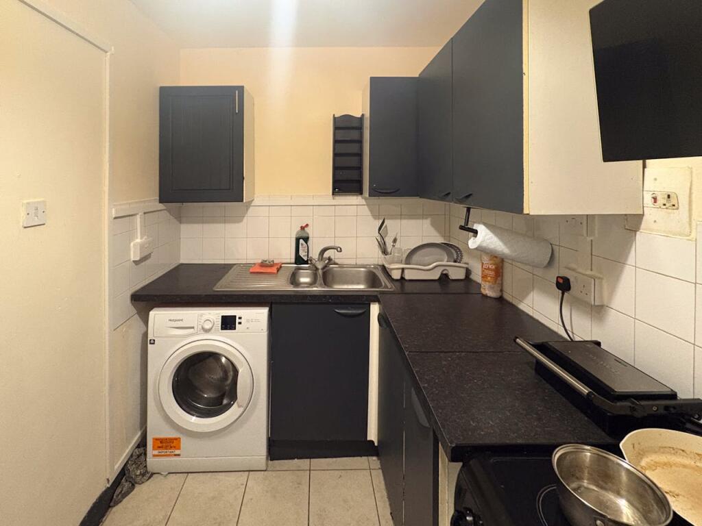 Additional image 2 of 288/288C Wallisdown Road, Bournemouth, BH11 8PN