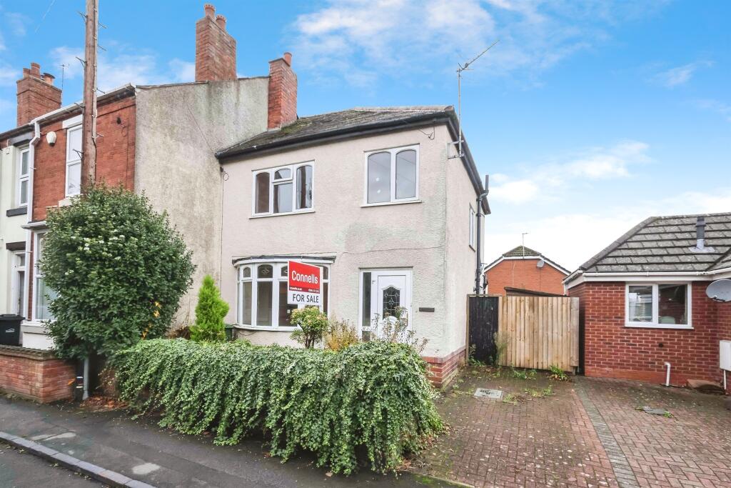 3-bed semi-detached on Mount Road, Stourbridge, £235,000