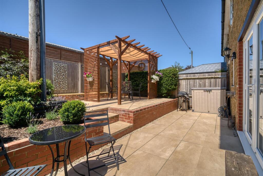 House in Salisbury - View 4