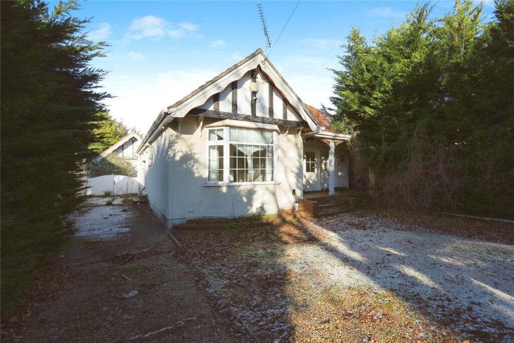 Main image of property: Botley Road, Southampton, Hampshire, SO19