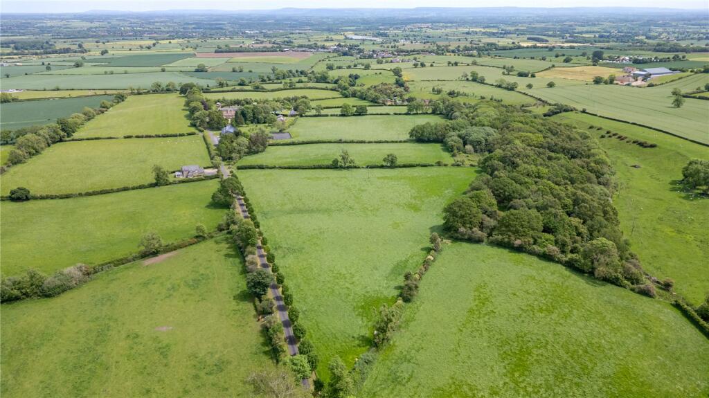 Tunstall, Richmond, North Yorkshire, DL10 photo 2