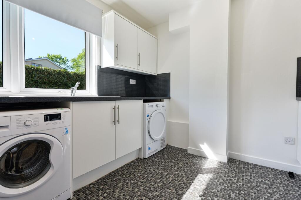 Apartment in Edinburgh, Trinity - More