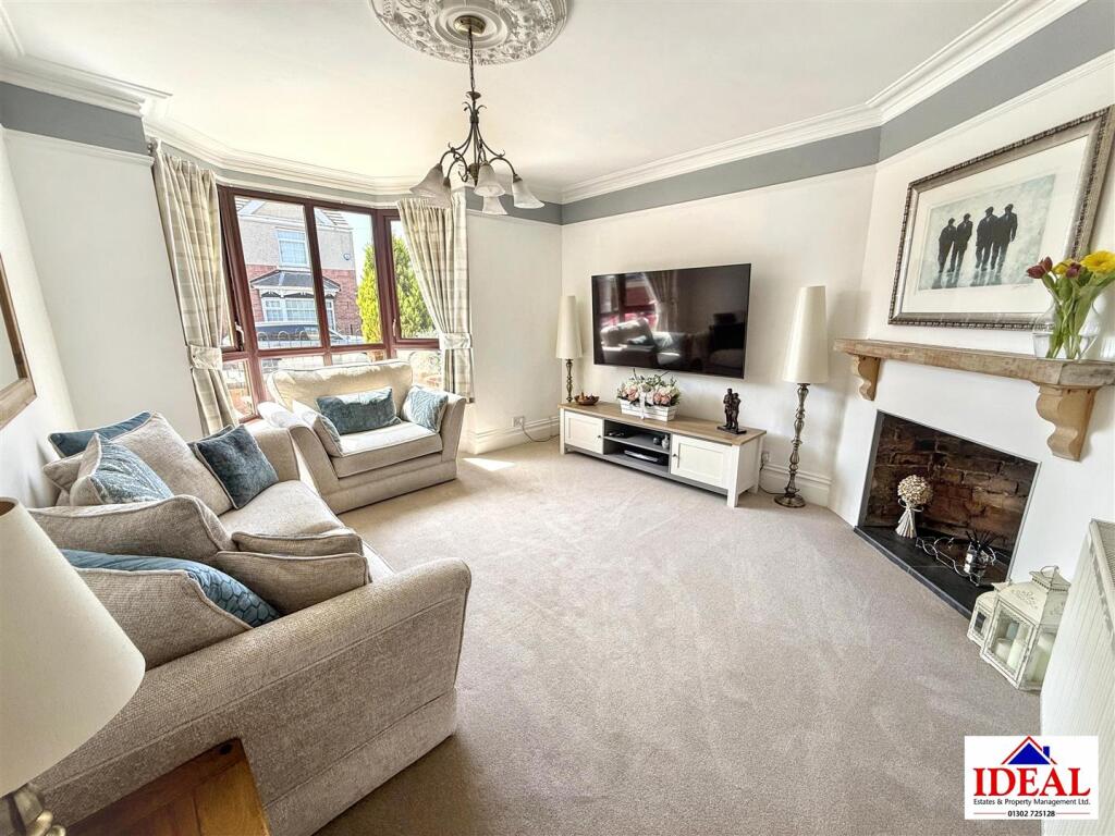 House in Doncaster - View 2