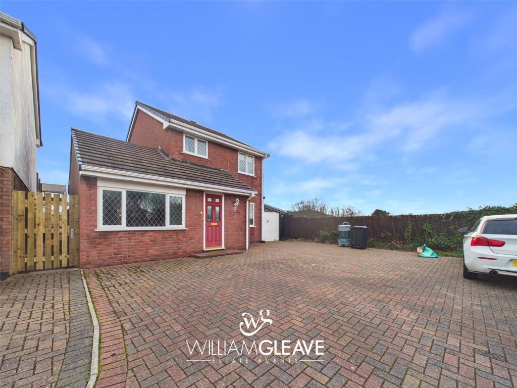 Main image of property: Traeth Melyn, Deganwy, Conwy, LL31
