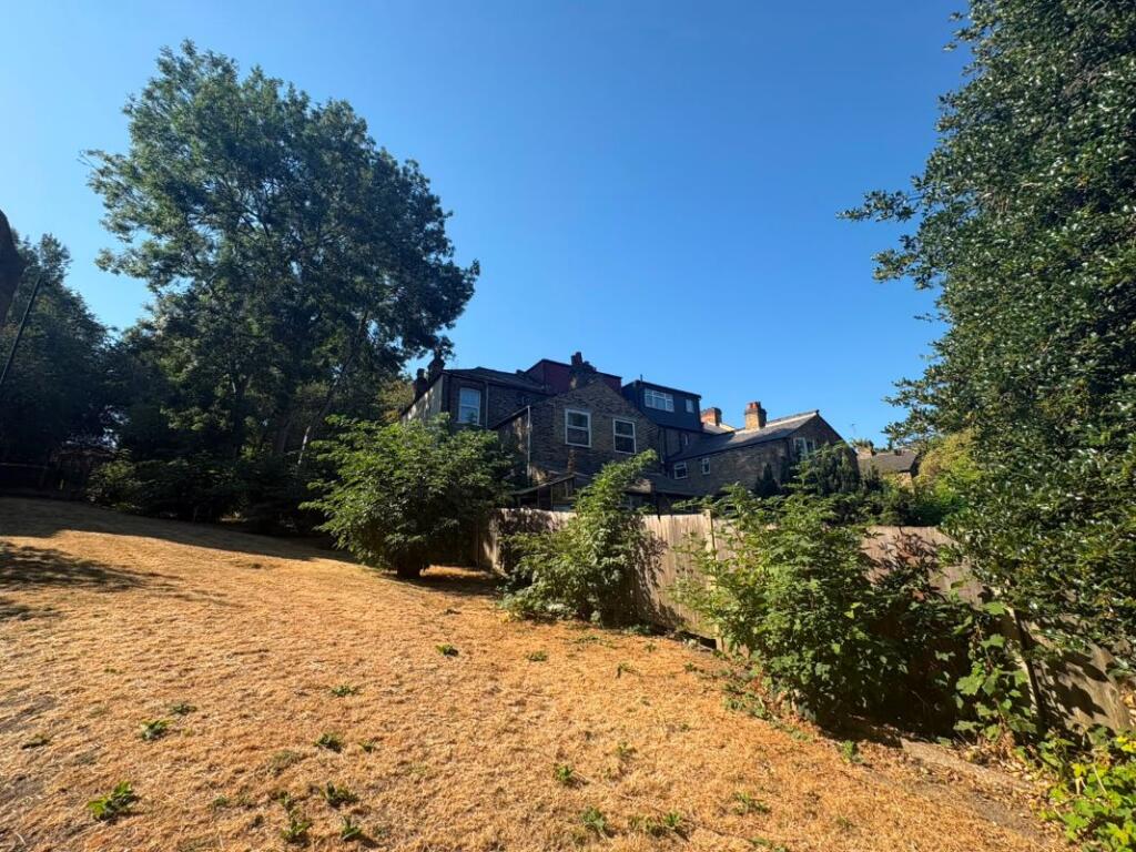 House in London - View 4