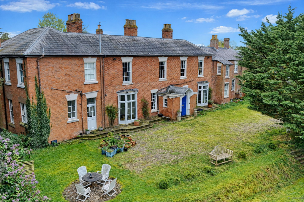 Main image of property: Bull Ring Farm Road, Harbury, CV33