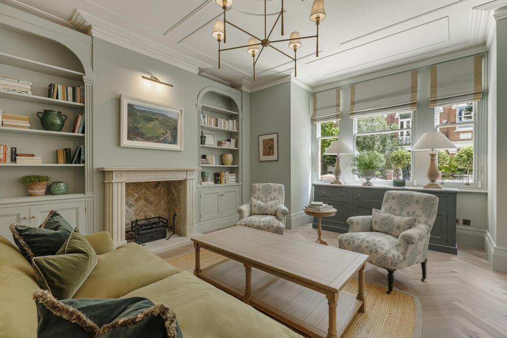 House in London - More
