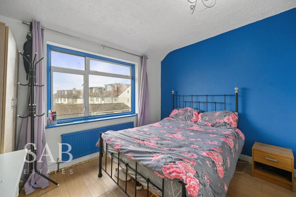 Allenby Road, Southall, UB1 - View 6