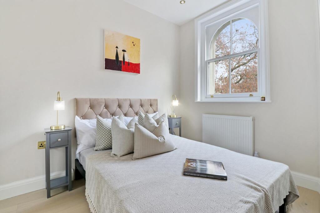 Apartment in London - View 3
