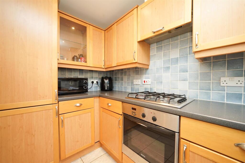 House in Luton, Leighton-Linslade - View 5